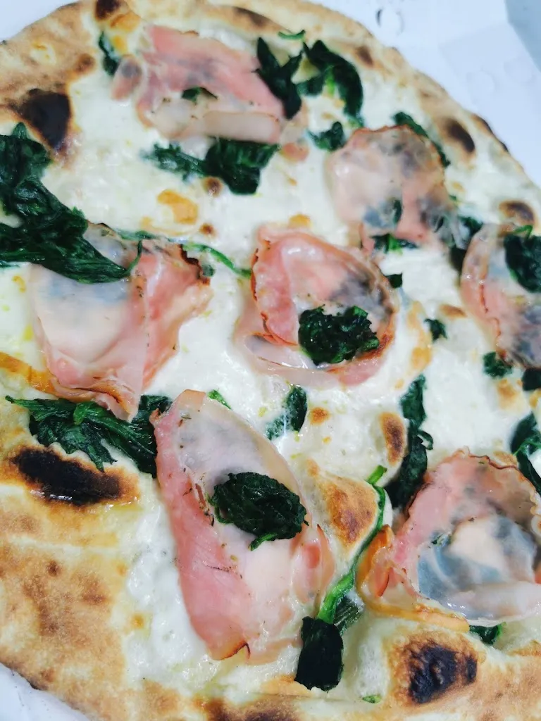 Menu_Pizzeria La Comida_Lagosanto_image_8