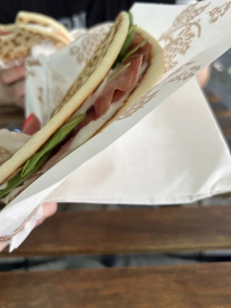 Elisa Carta_Piadina I GELSI_Lavezzola_review