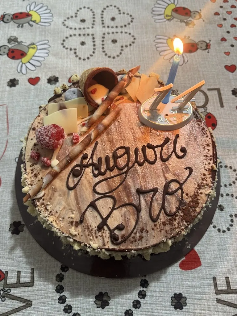 Marzia Cardella_Bar Gelateria La Neve Nel Bicchiere LAVEZZOLA_Lavezzola_review