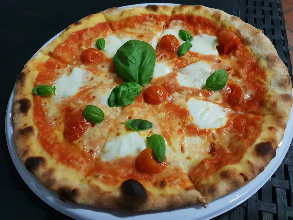 Menu_Pizzeria Via e Vai_Guastalla_image_6