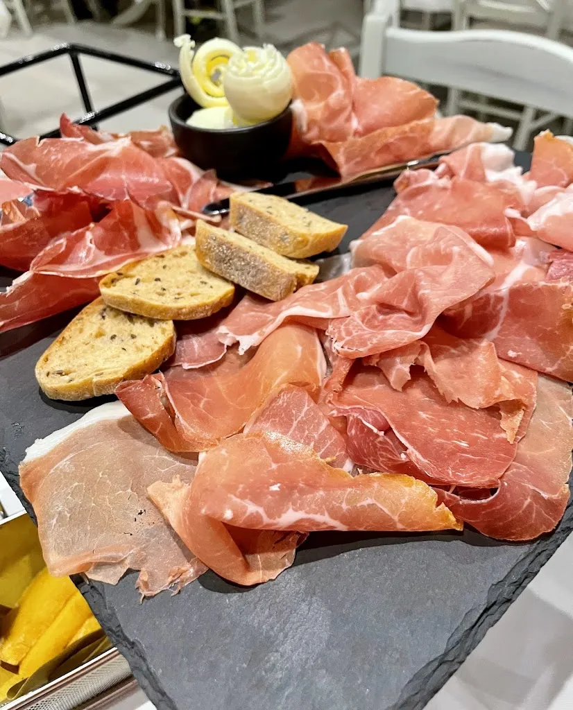 La Trattoria del Lago_Langhirano_slider_image_2