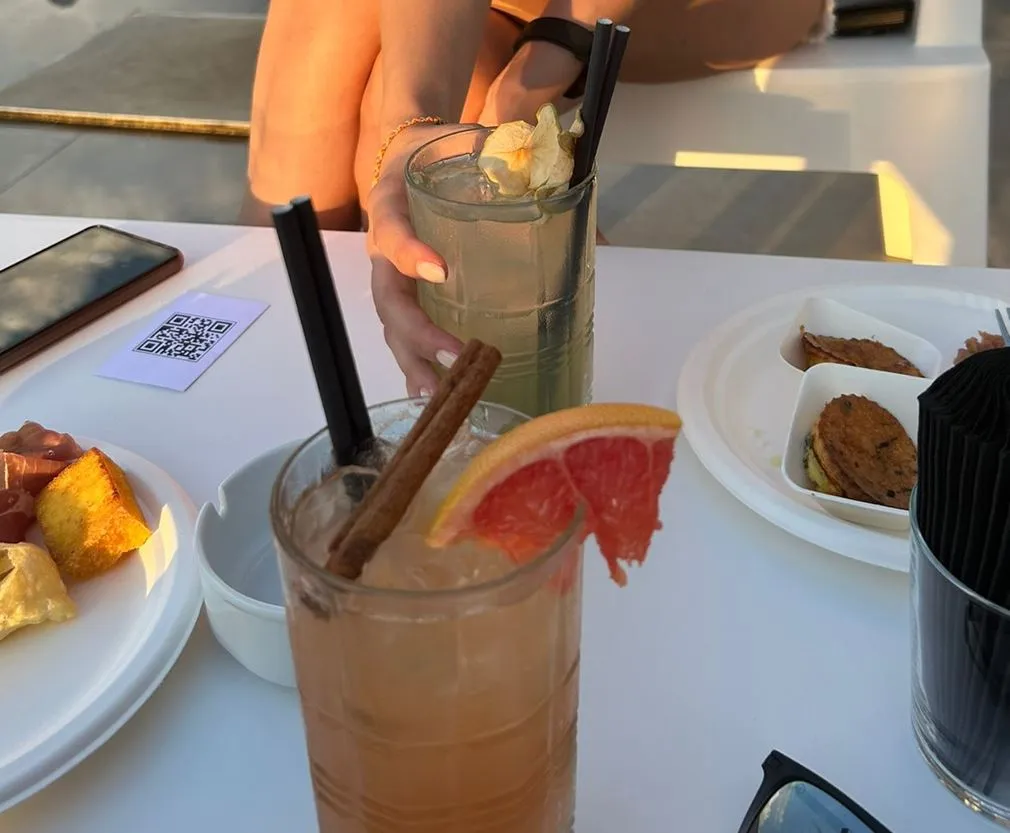 Jasmine Sciortino_Dedok_Langhirano_review