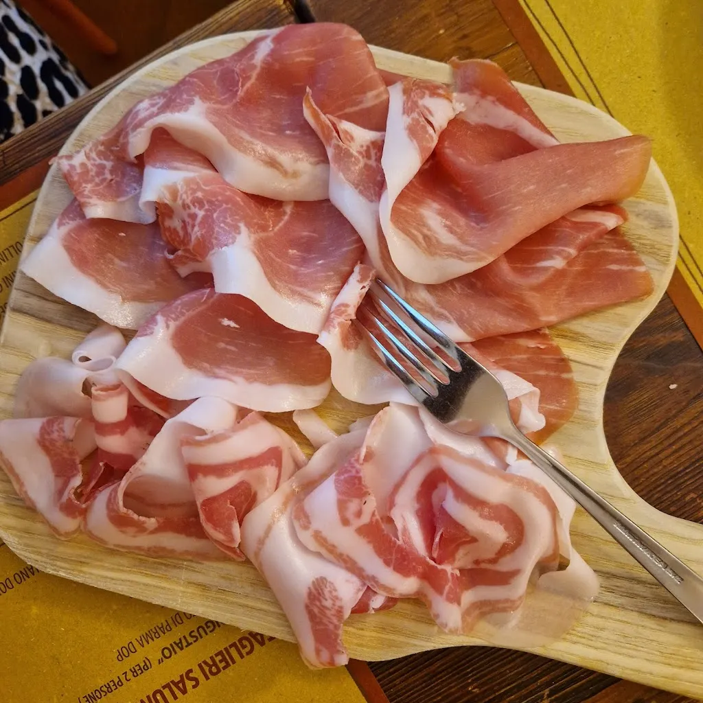 akua Konadu_Postal Salumi SAS - CANTINA e LA DEGUSTERIA_Langhirano_review