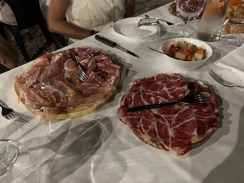 Emanuele Grossi_Il Cortile Agriturismo Dall'Asta_Langhirano_review