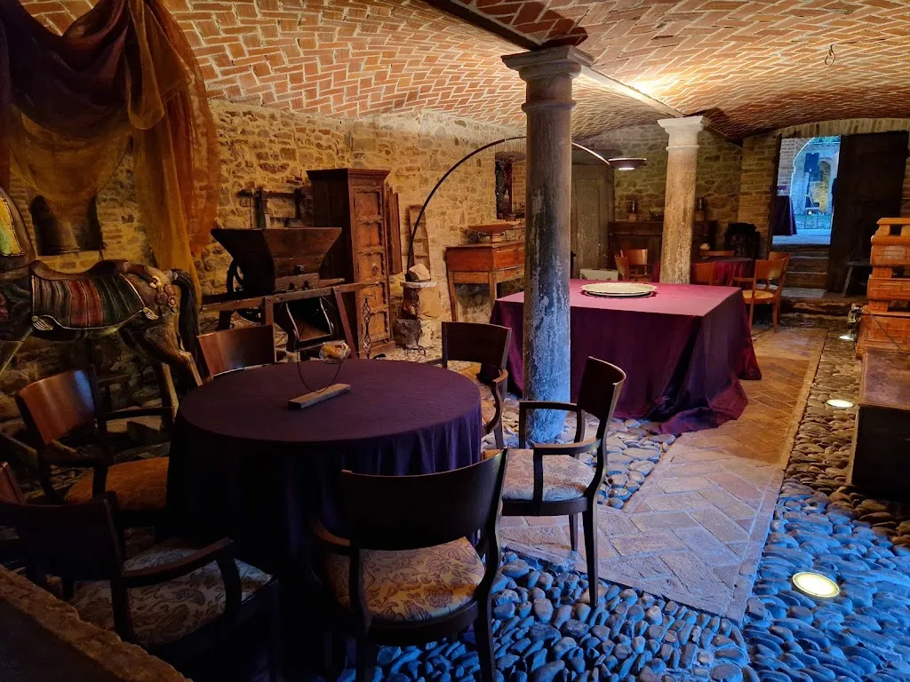 Castello dell'Elfo restaurant in Lesignano de'Bagni