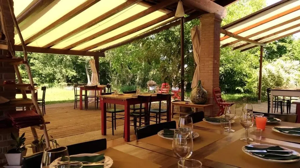 La Longarola agriturismo_Lesignano de'Bagni_slider_image_1