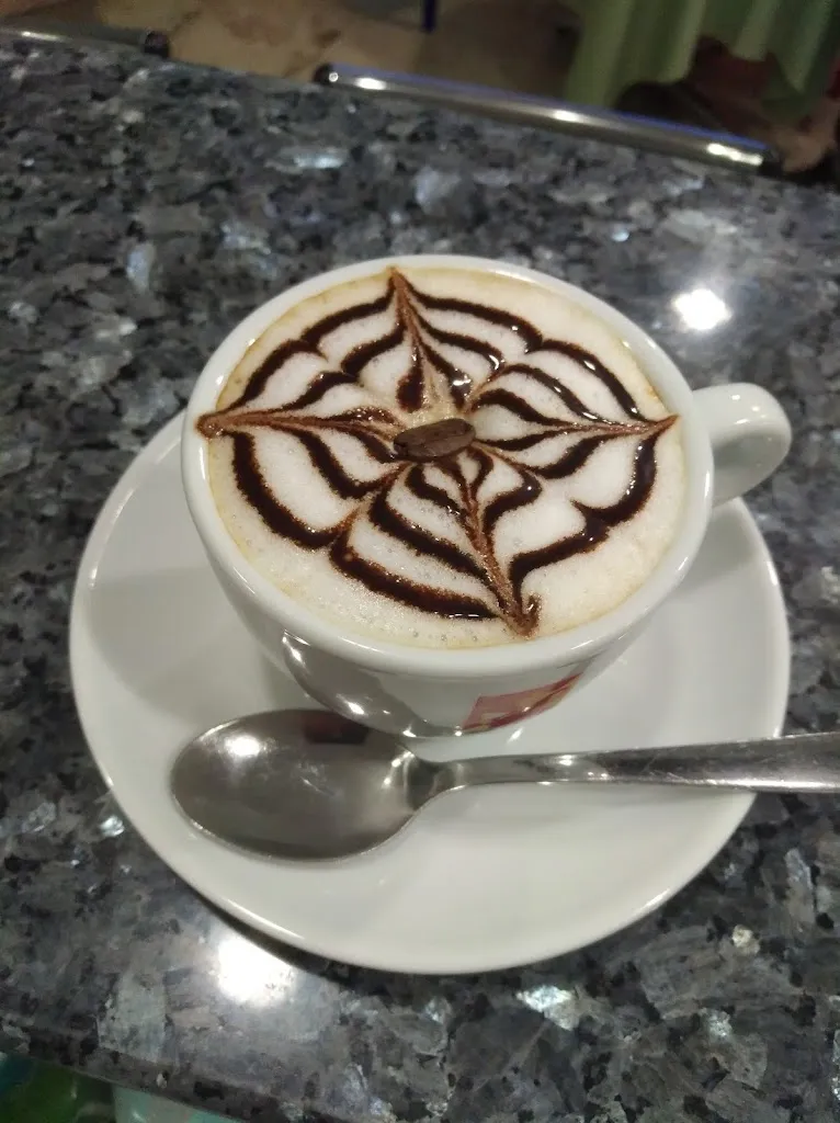 In Cafe' restaurant in Limidi