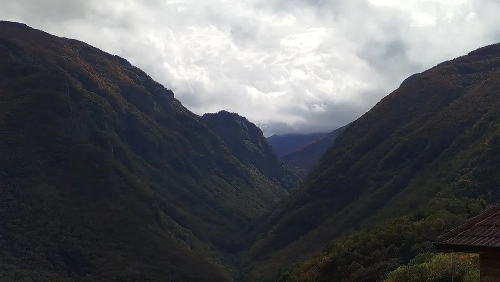 nino Mastro_Bar Pizzeria Il Faro_Ligonchio_recensione