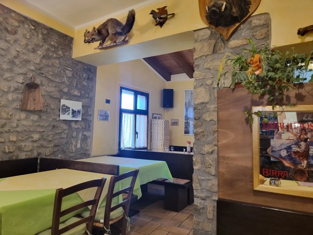 Bar Pizzeria Il Faro_Ligonchio_slider_image_3