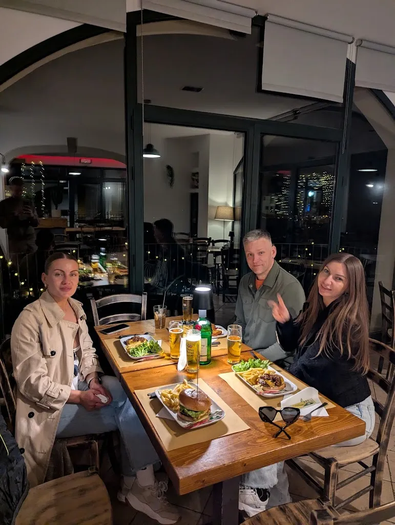 Lukas Petraska_SottoSopra birra cibo vino_Loiano_review