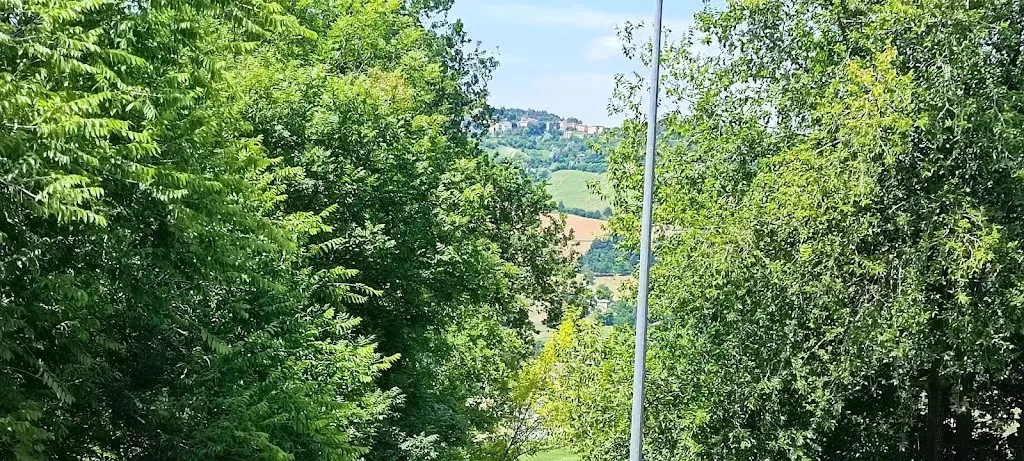 Tetyana Levkovska_La Ghinda_Loiano_review