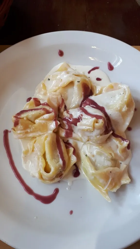 Barbara Pignatti_La Ghinda_Loiano_review