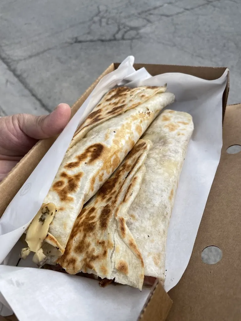 Da Leonella - Briciole di Piadina_Lido Adriano_slider_image_2