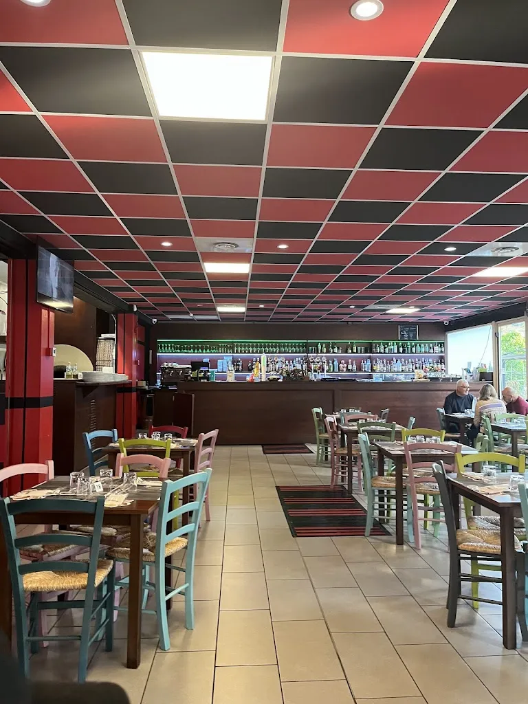 Gian Veronese_Paradise Pub_Lido Adriano_review