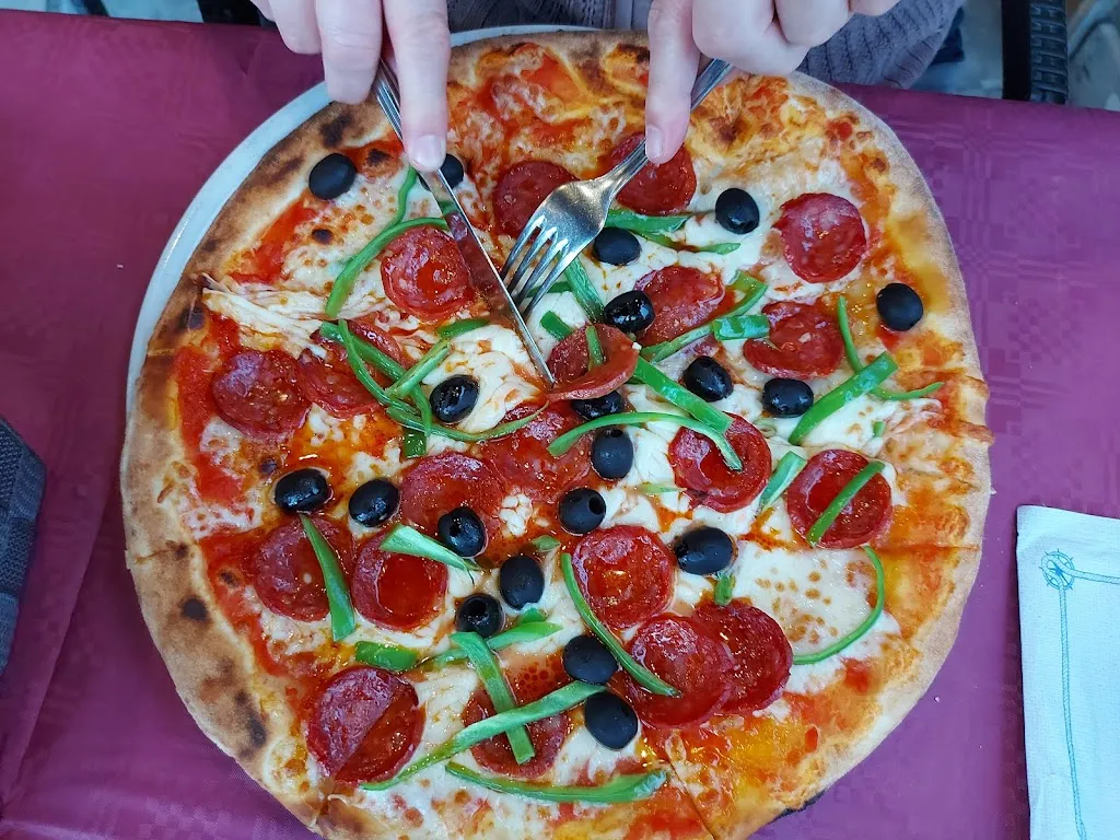 Menu_Pizzeria Horus_Lido Adriano_image_9