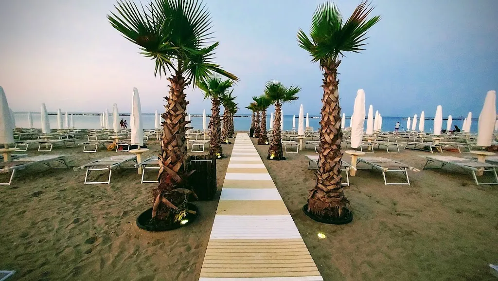 Giada Beach restaurant in Lido Adriano