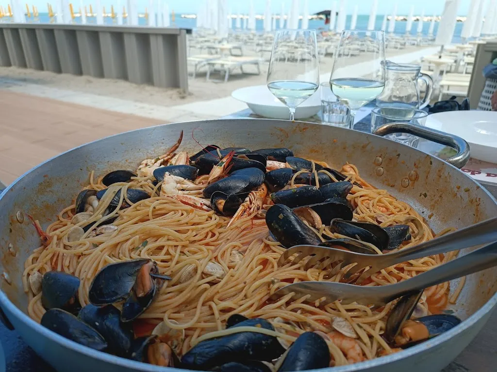 Stefano Gregnanin_Bagno Luna Beach Nuova Gestione_Lido Adriano_review