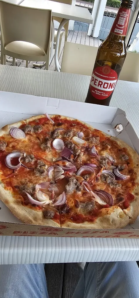 Salvatore Trito_Mirabello Santino_Lido Adriano_review