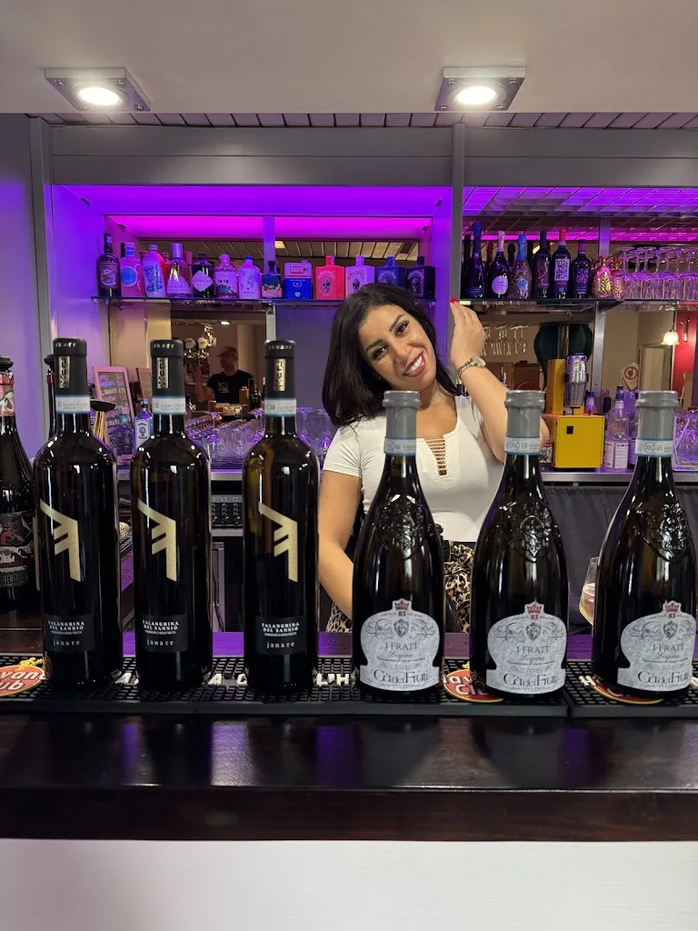 Bar Edera restaurant in Longastrino