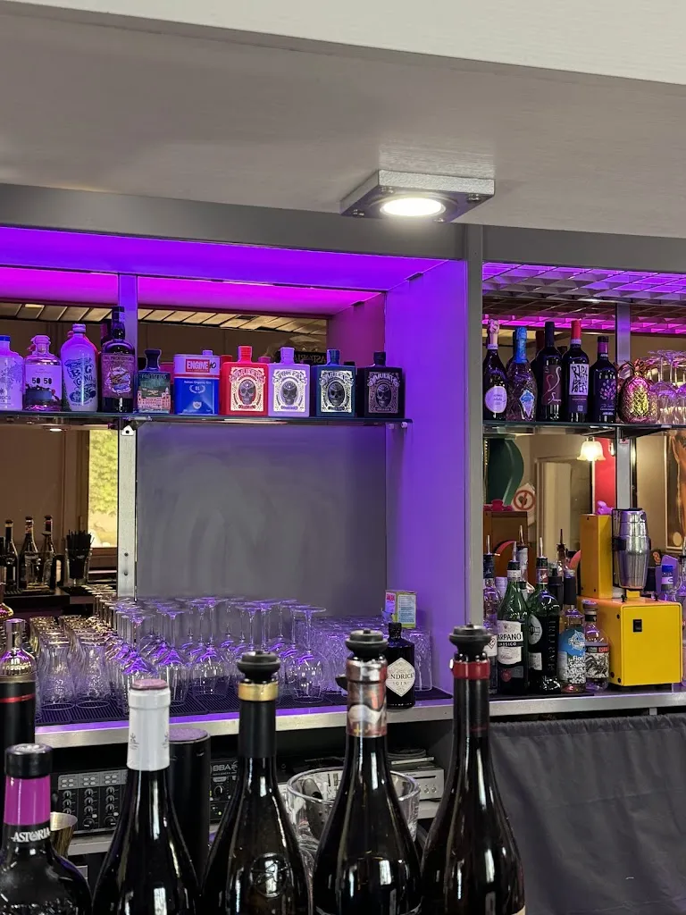 Bar Edera_Longastrino_slider_image_3