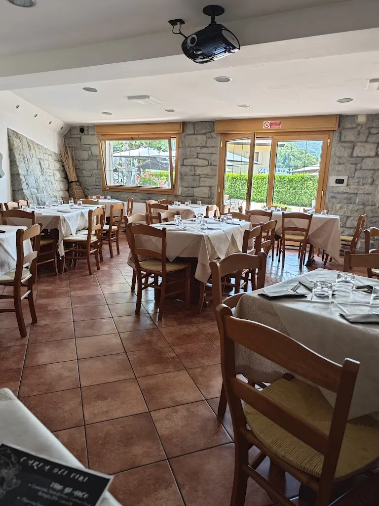 Ristorante Pizzeria La Nicchia restaurant in Lizzano in Belvedere