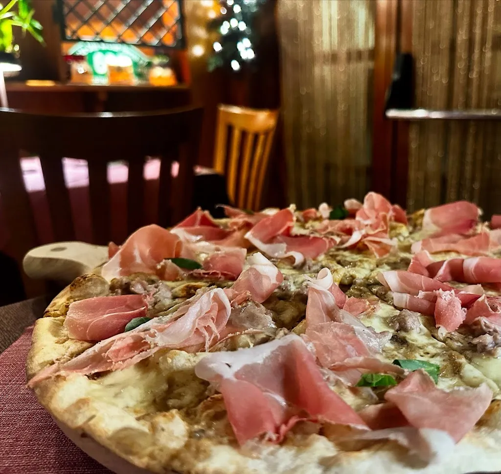 Hotel La Piazzetta_Lizzano in Belvedere_slider_image_3