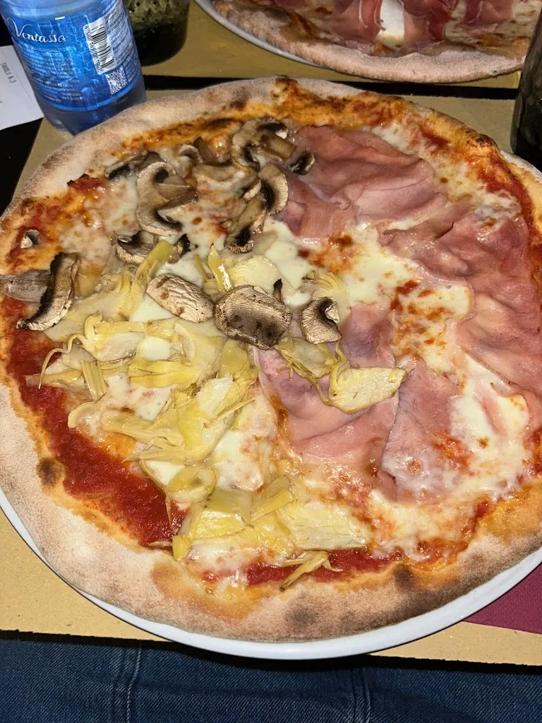 Menu_Pizzeria La Perla_Lugagnano Val d'Arda_image_8