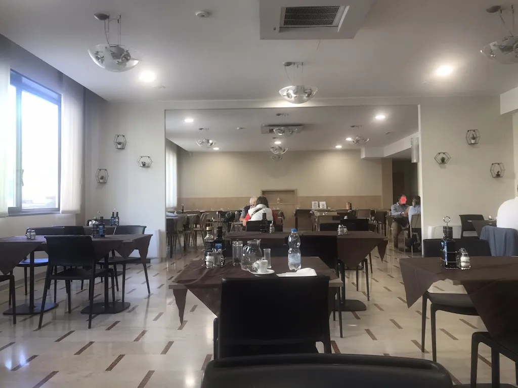 Ristorante BONDI restaurant in Magreta