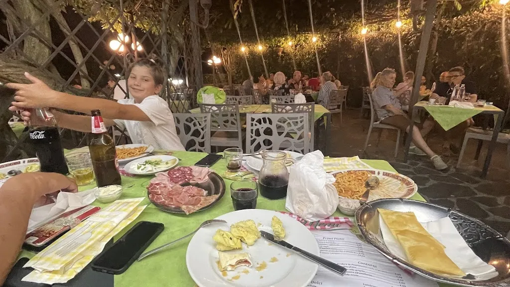 Anna Roehring Florczyk_Trattoria Zanichelli_Maranello_review