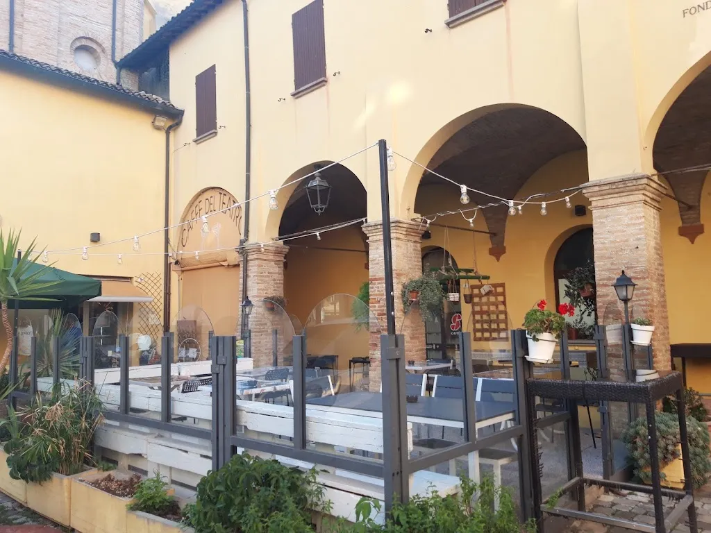 Patrizia Gramigna_Caffè del Teatro_Longiano_review