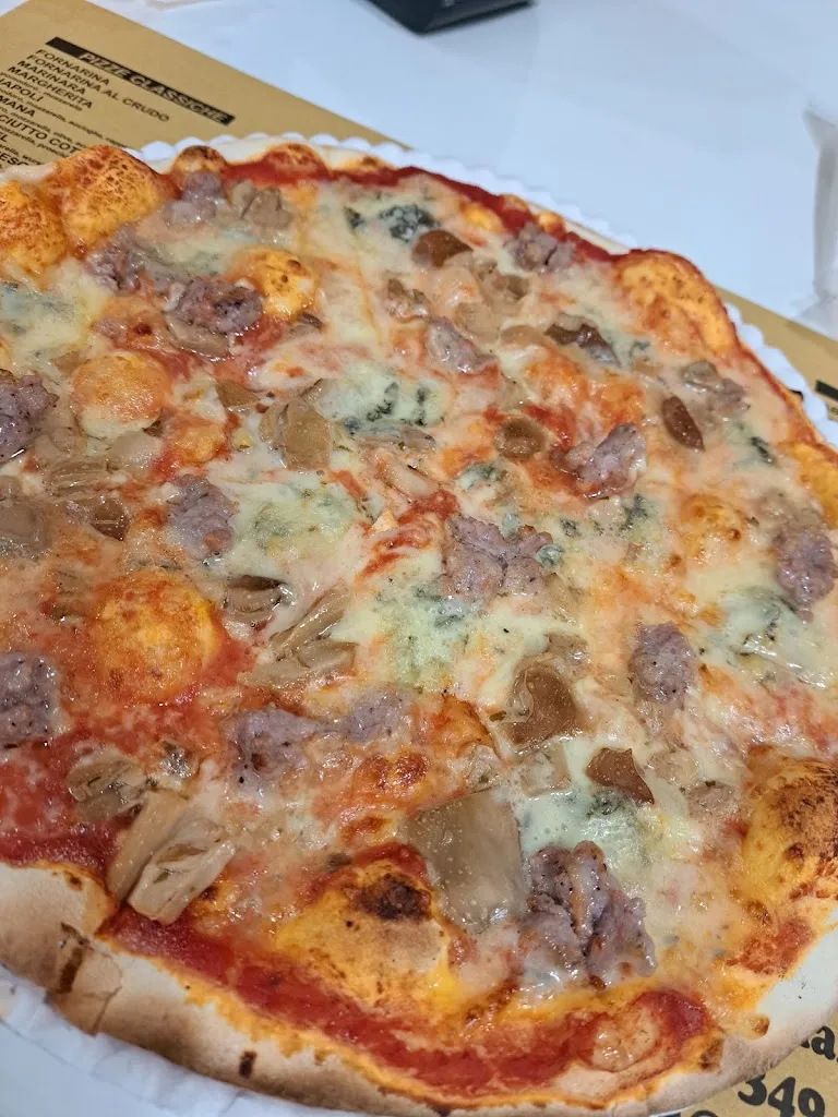 Menu_Pizza Max_Longiano_image_4