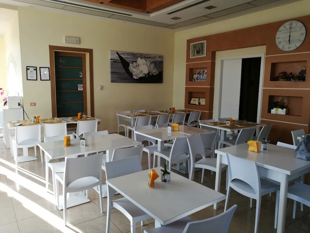 Pizza Max restaurant in Longiano