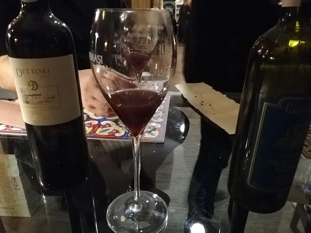 Samuele Valentini_Burioli_Longiano_review