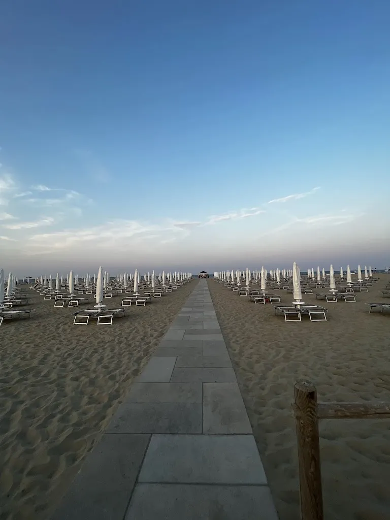 Piero Pracchi_Cocoloco_Marina di Ravenna_review