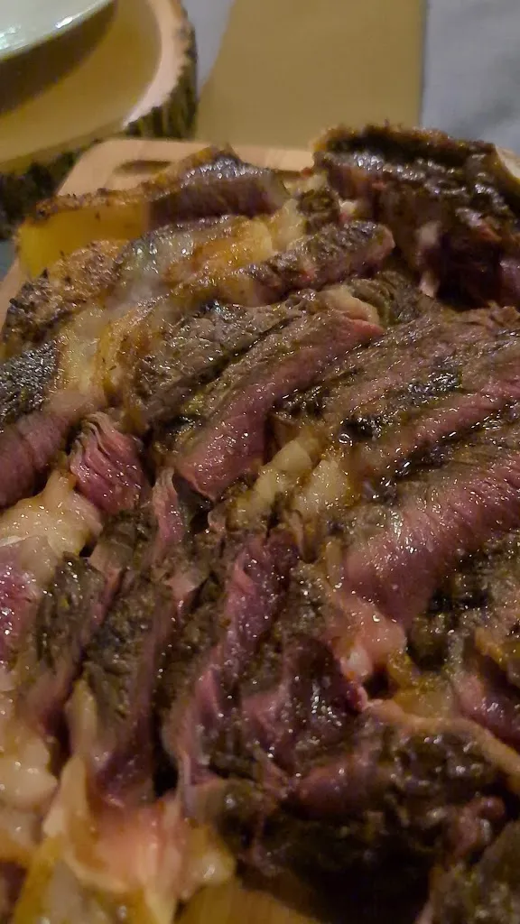 Mattatoio Pizza E Carni_Picciano_slider_image_2