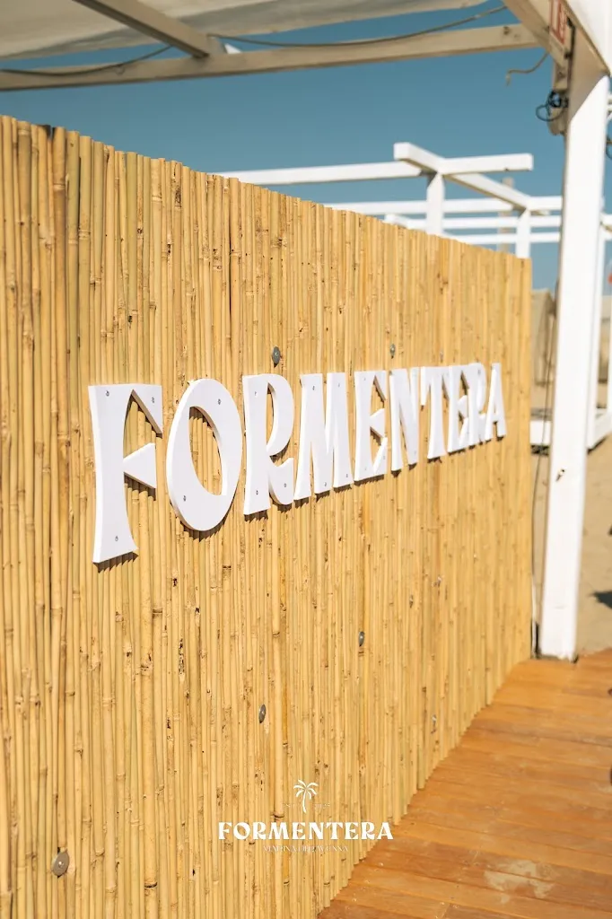 Me Beach - Taormina 1981_Marina di Ravenna_slider_image_1