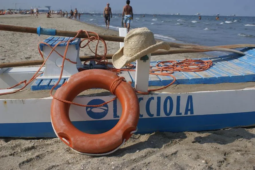 Bagno Ristorante Lucciola_Marina di Ravenna_slider_image_1