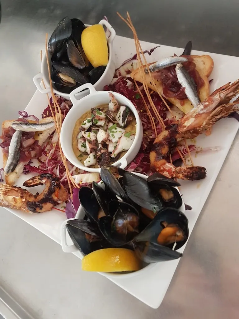 Ai Tamerici Beach Restaurant Marina di Ravenna_Marina di Ravenna_slider_image_3