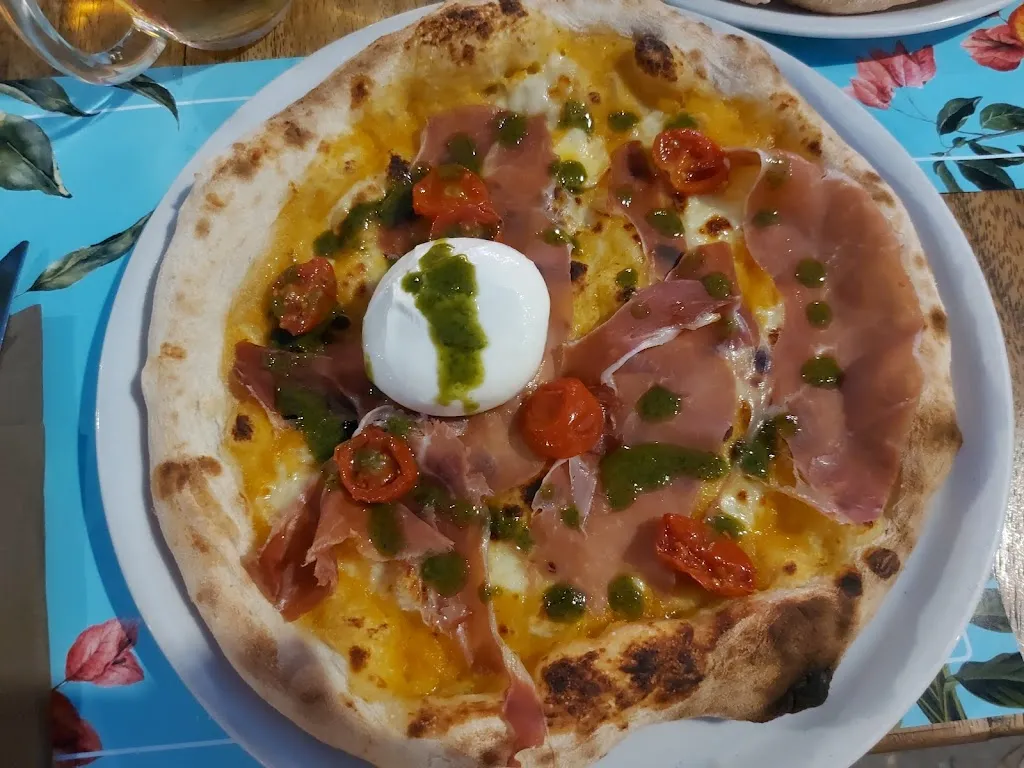 Fanti Sushi & cucina fusion | Pizza & Burger | Cocktail bar_Marina di Ravenna_slider_image_3