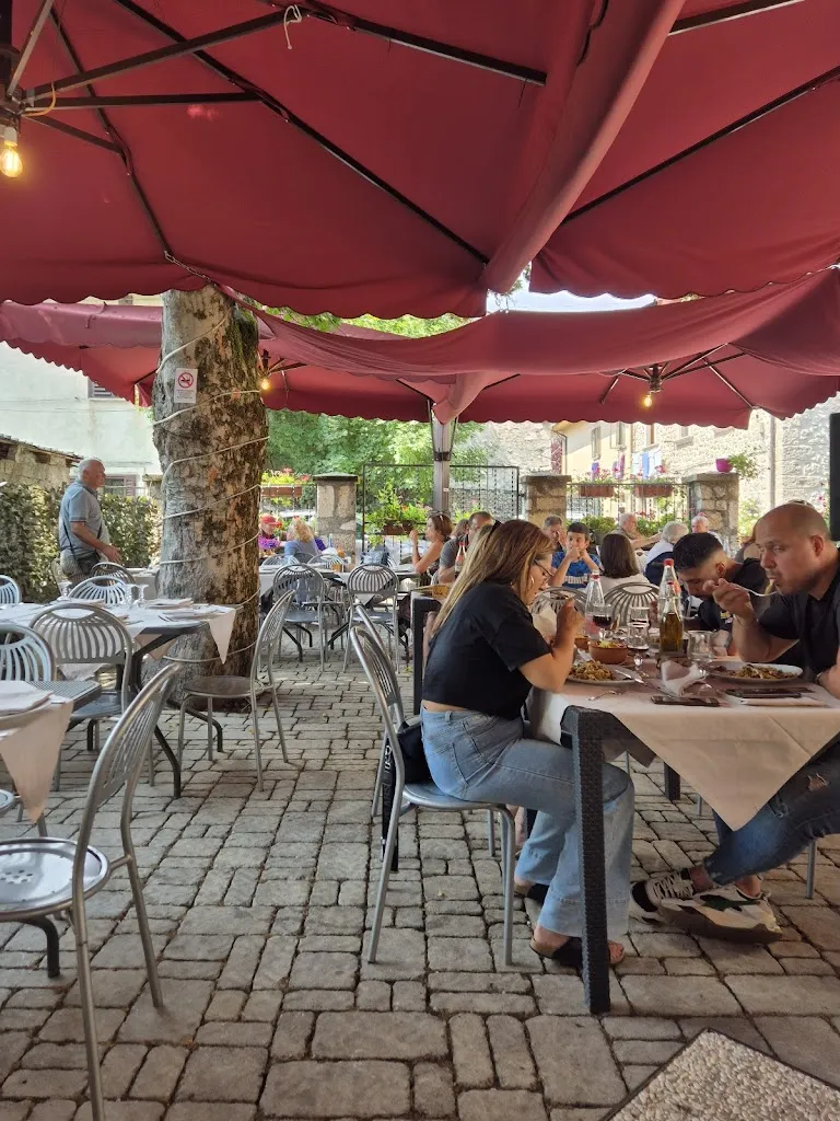 Ristorante “IL PICCHIO”_Pescasseroli_slider_image_3