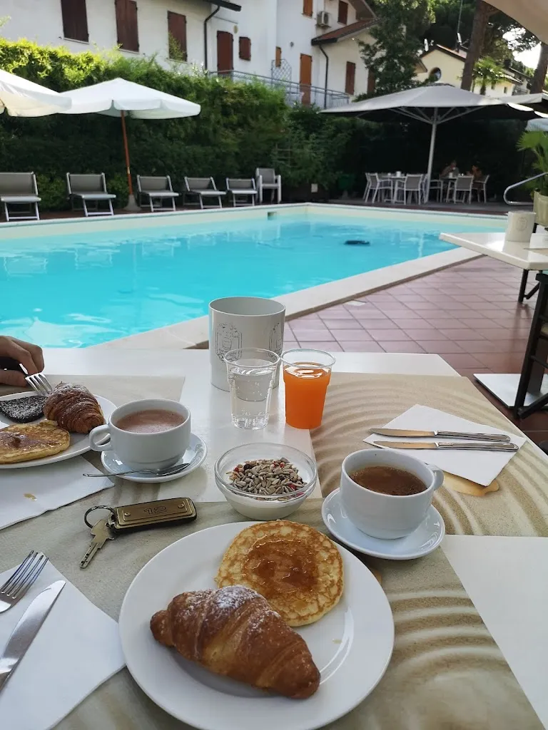 Henning Rune Carlsen_Hotel La Tavernetta Marina Romea_Marina Romea_review