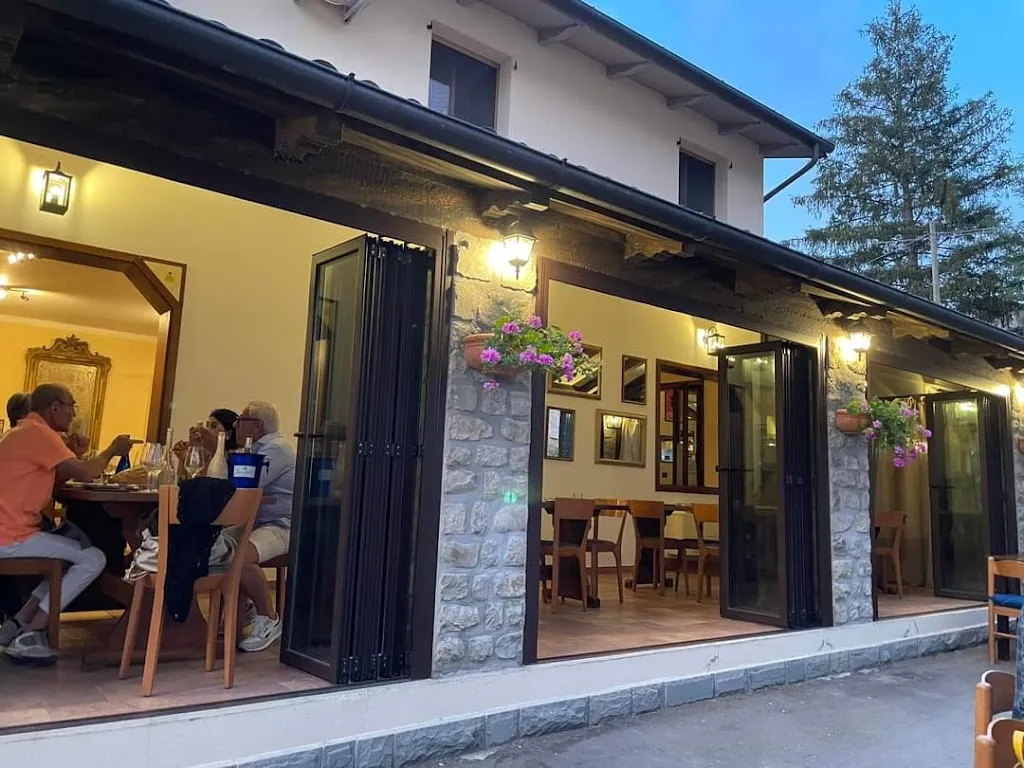 Osteria di Sperticano restaurant in Marzabotto