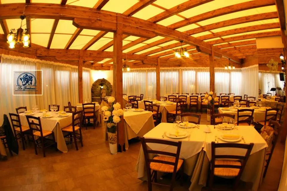 La Gardenia Trattoria-Pizzeria_Marzabotto_slider_image_1