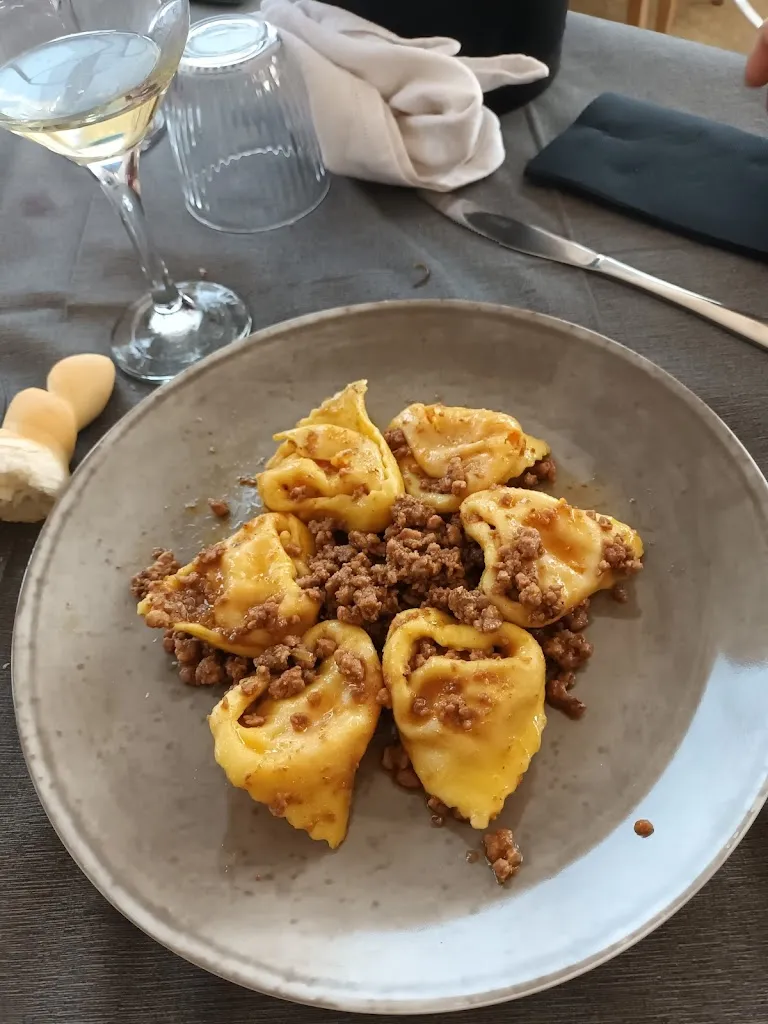 Ai Laghetti food & drink_Massa Finalese_slider_image_2