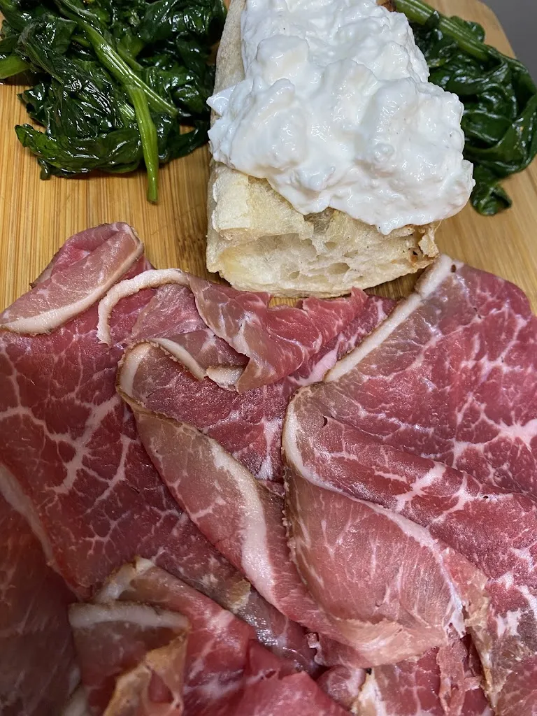 Ai Laghetti food & drink_Massa Finalese_slider_image_3