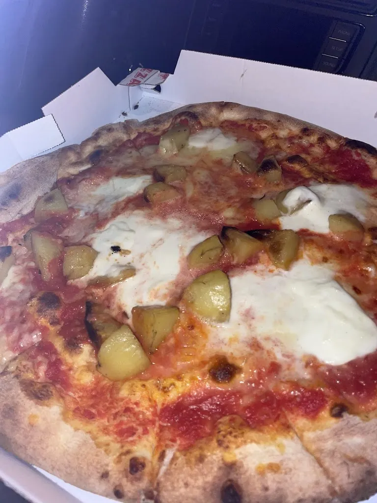 Alice Magnani_Melamangio_Medicina-Buda_review