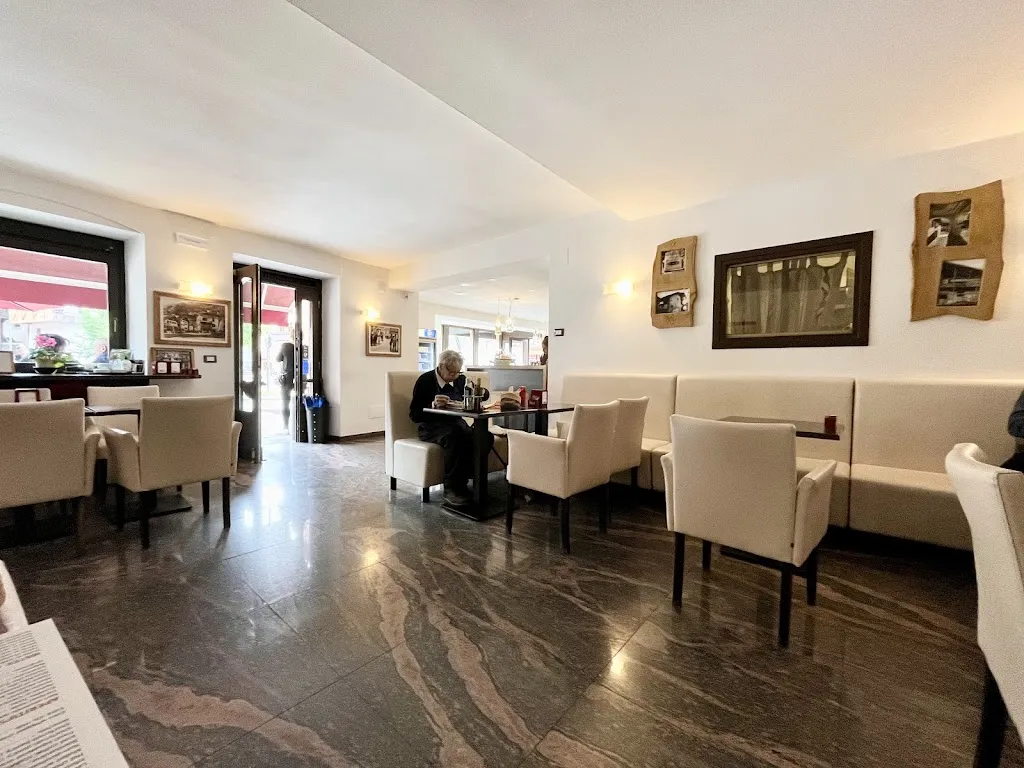 Bar Stella_Mezzano_slider_image_1