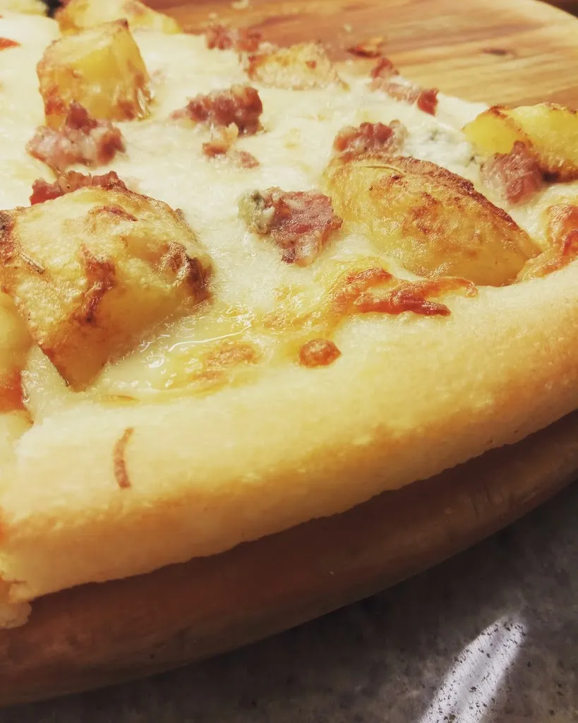 Pizzeria Senza Nome_Migliarina_slider_image_2