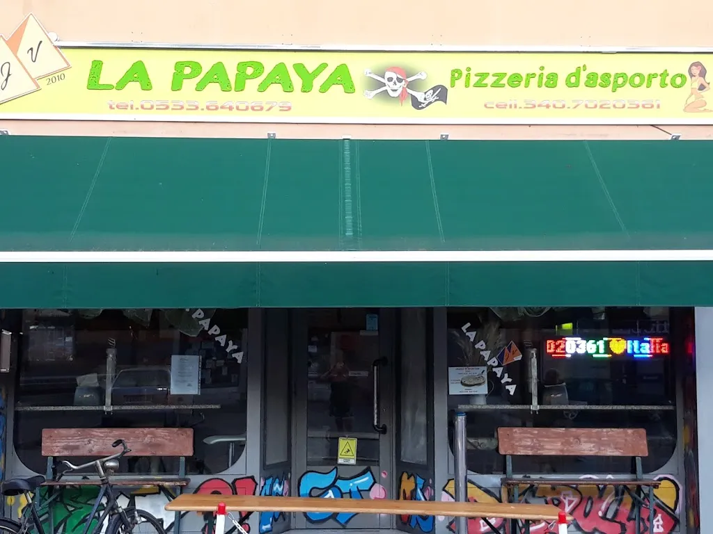 Pizzeria D'Asporto La Papaya Di Vignali James restaurant in Migliarino