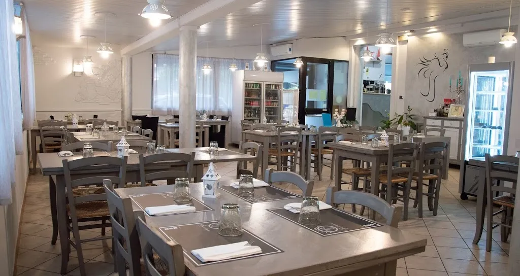 La Fenice d'Argento Pizzeria Restaurant in Migliarino